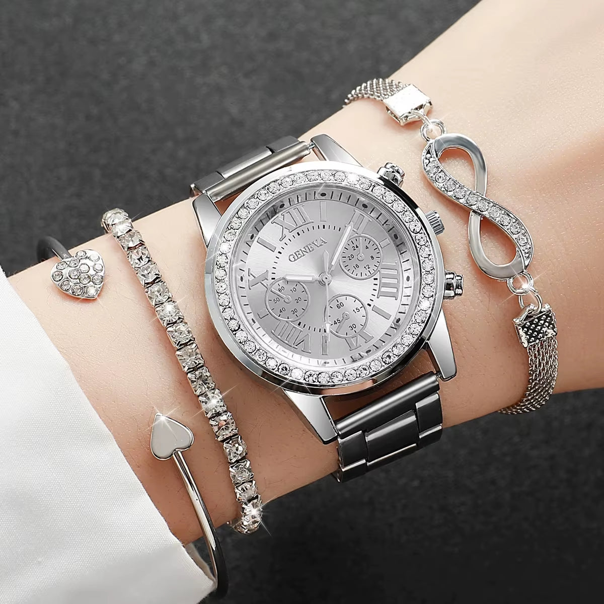4Pcs/Set Fashion Rhinestone Women Watches Luxury Steel Band Ladies Quartz Watch Bracelets Set Reloj Mujer（Without Box）